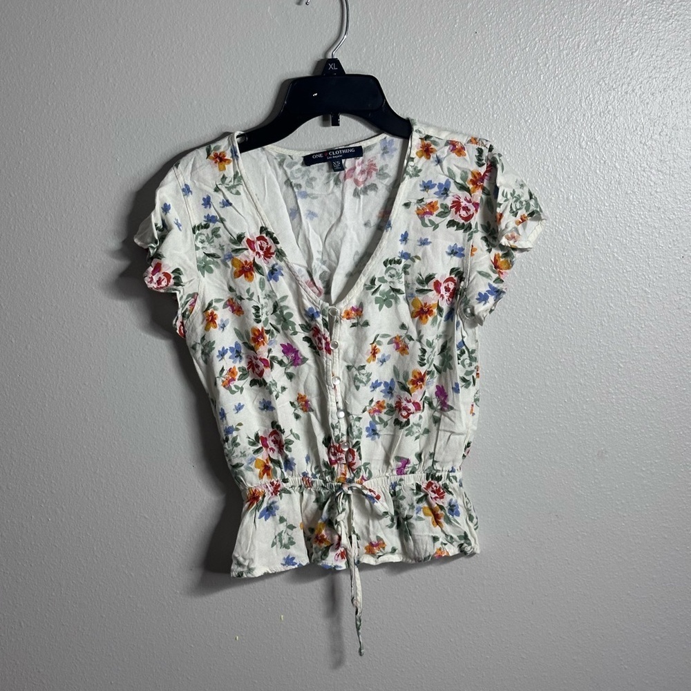 One Clothing‎ Women White Floral Crop top size XS